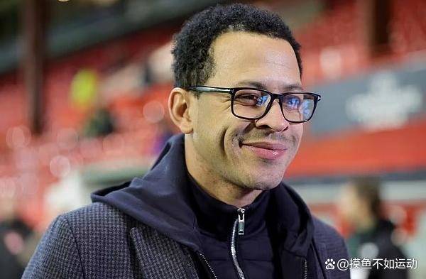 从法甲保级队到斯坦福桥:罗塞尼尔携带五大逆天科技改造蓝军